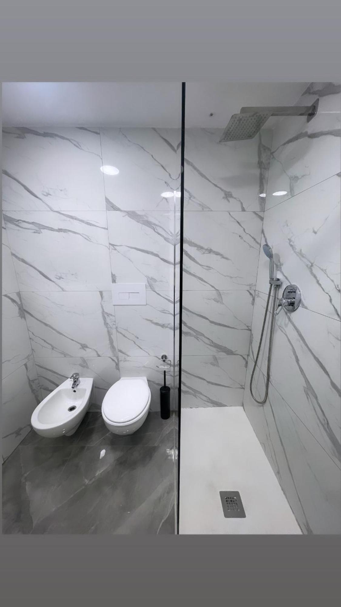 Domus Leone Apartment Naples